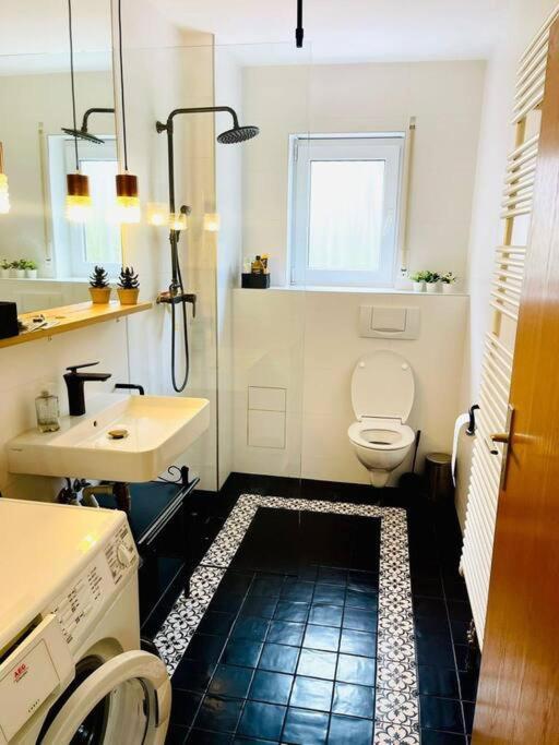 Sonniges Apartment In Ruhiger Und Zentraler Lage Пфорцхайм Екстериор снимка